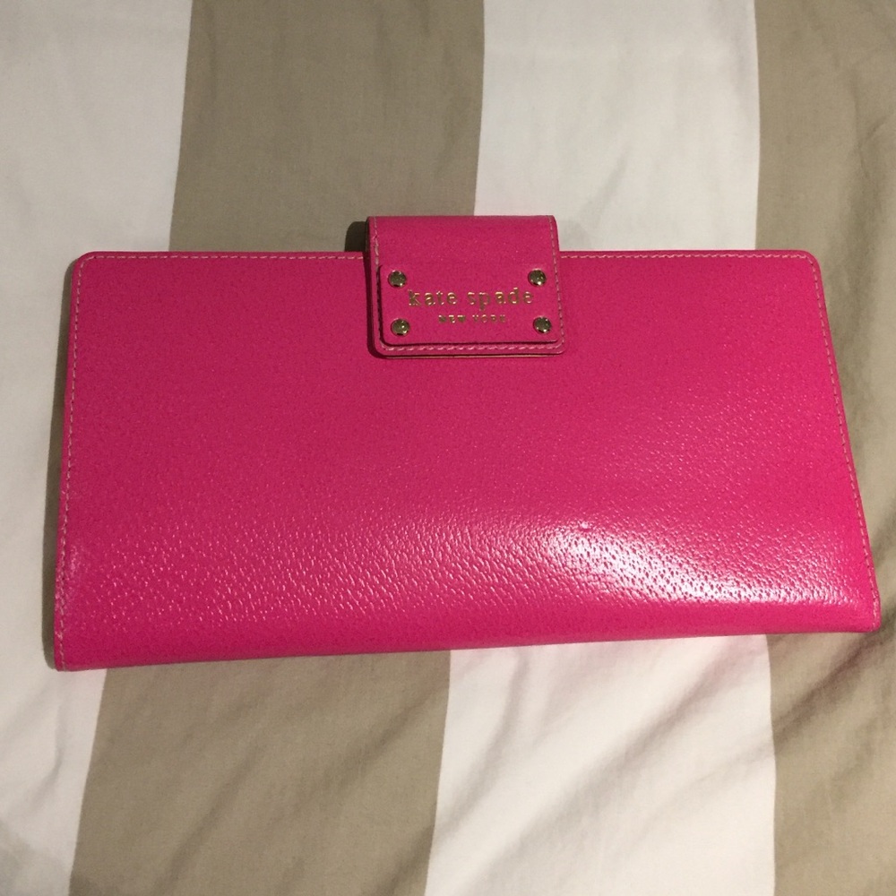 *SALE!* LikeNew! Kate Spade hot pink clutch wallet